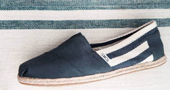 TOMSのシューズ