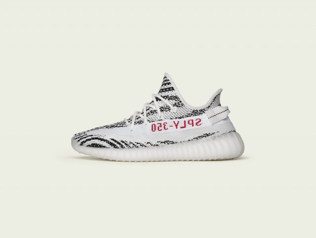 adidas+KANYEブラック&ホワイトのYEEZY BOOST 350 V2 
