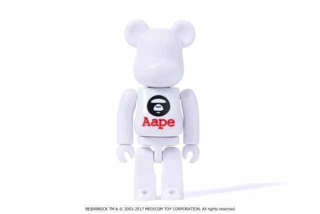 AAPE BY A BATHING APE® MEDICOM TOYのクマ型ブロックタイプフィギュアBE@RBRICK 100％コラボ 