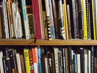 ボクの本棚に新しく仲間入りした 本を紹介します　クリエイターの 「My本棚」と 自分史に残る1冊-野村訓市-